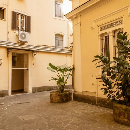 Casa Vaticana Spacious 3br By St Peters Apartamento